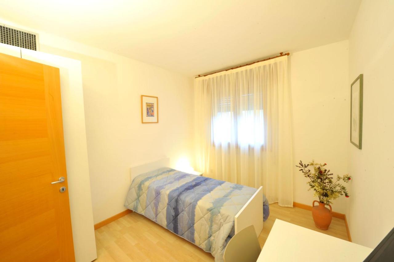 Bed And Breakfast La Sosta Ponte San Nicolo Room photo